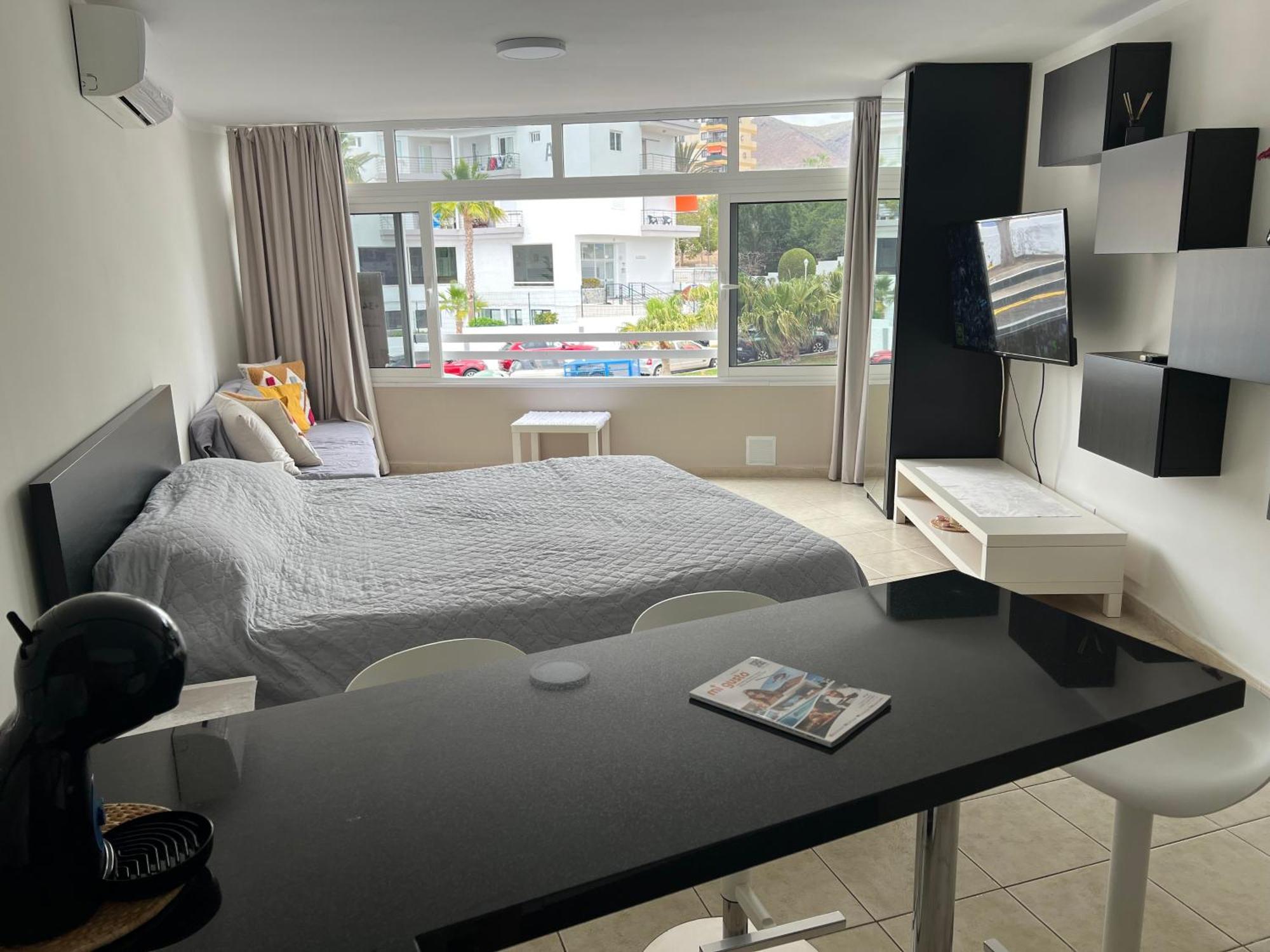 Studio Los Cristianos Beach Exterior photo