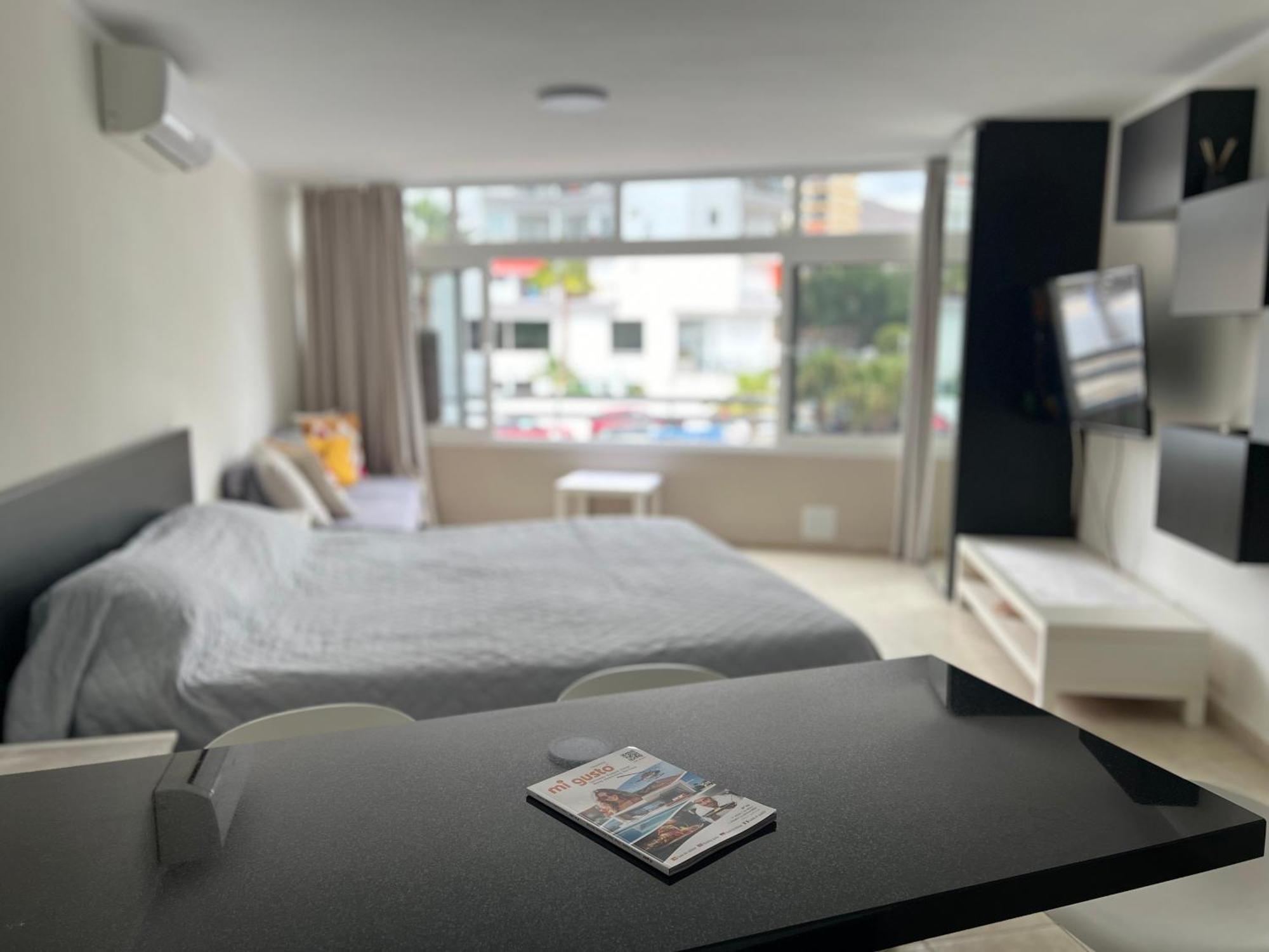Studio Los Cristianos Beach Exterior photo