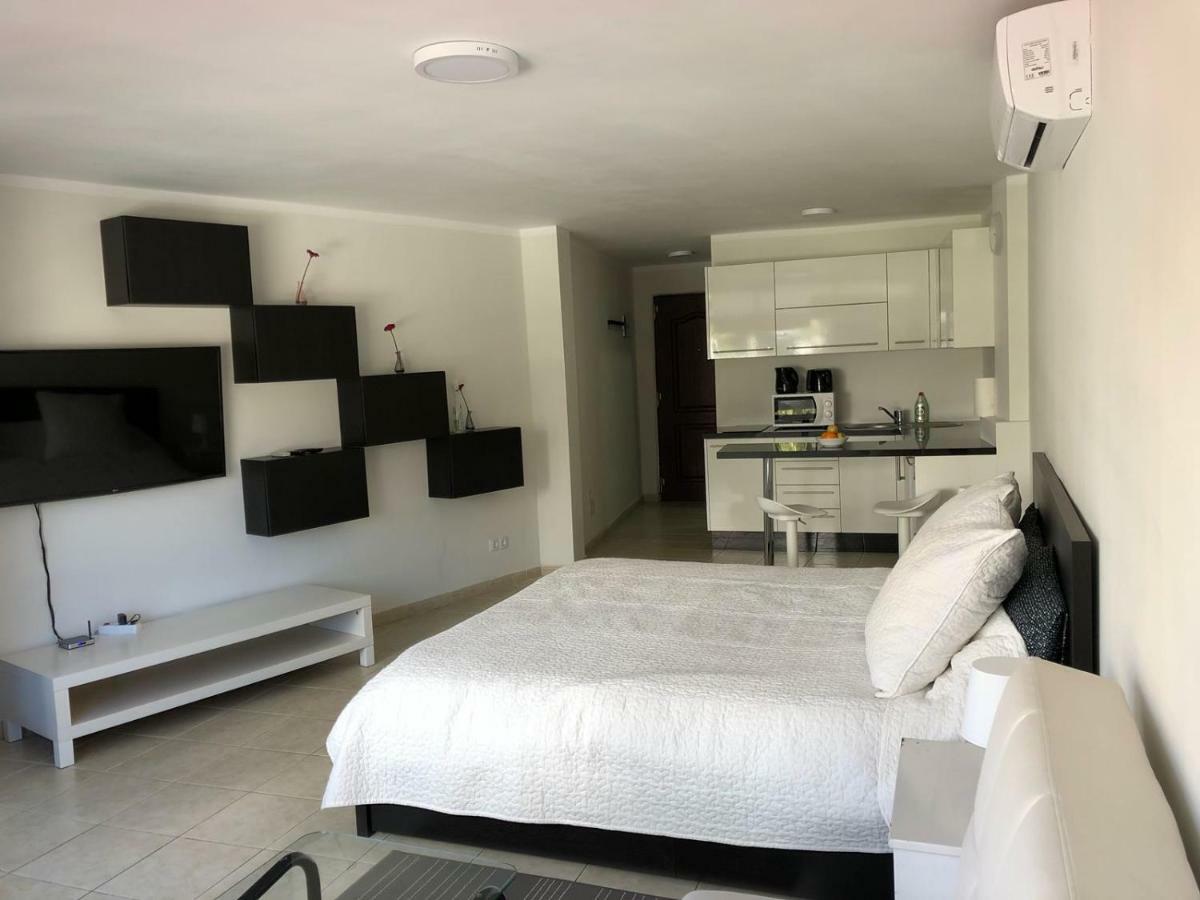 Studio Los Cristianos Beach Exterior photo